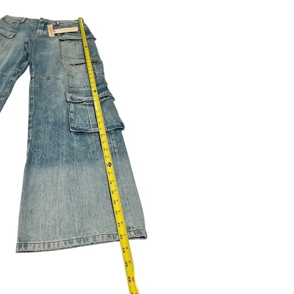 NWT Alice + Olivia Wide Leg Cargo Jeans Light Wash Women's 29 - Picture 16 of 16